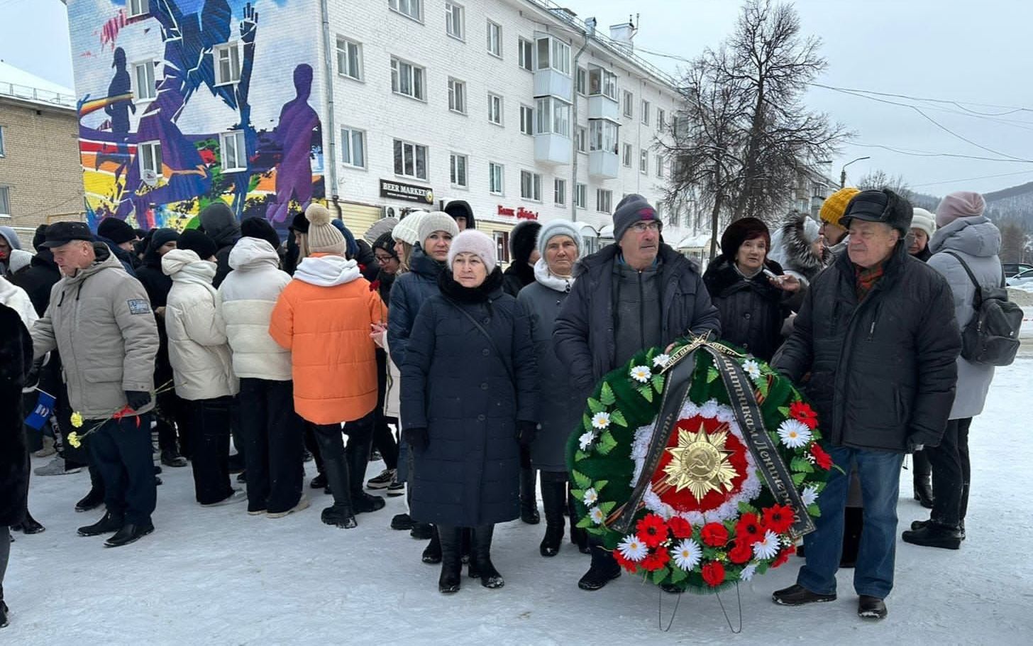 Депутат Законодательного Собрания Александр Решетников принял участие в памятной акции в честь годовщины снятия блокады Ленинграда