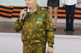 Дмитрий Мельников