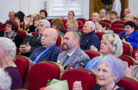 В Законодательном Собрании наградили лауреатов премии «Общественное признание»