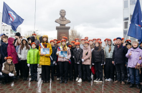 Депутат Олег Садовских принял участие в торжественном открытии в Златоусте памятника первому космонавту