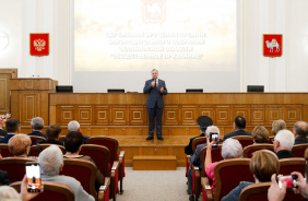 100 лауреатов премии «Общественное признание» наградили в Законодательном Собрании