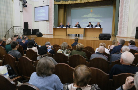 Председатель Законодательного Собрания области Александр Лазарев провел  публичный отчет о деятельности областного парламента в Копейске